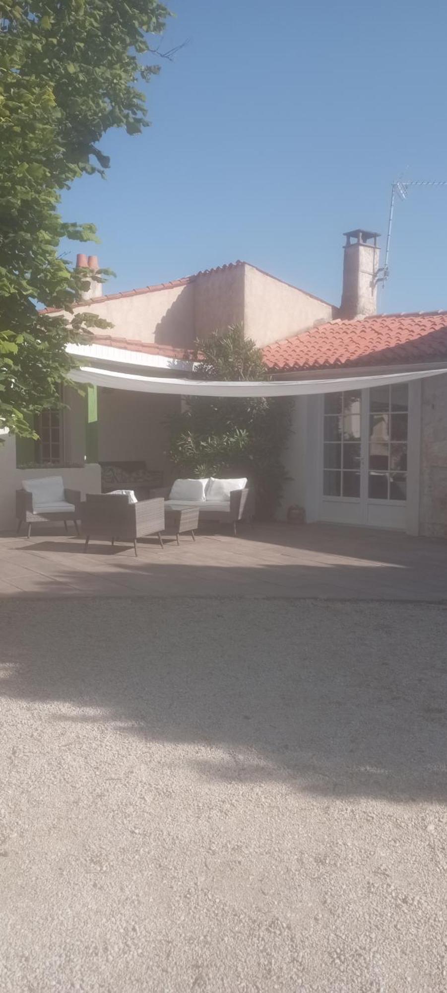 Chre Cathy Et Jean Loup Hotel Port-des-Barques Kültér fotó